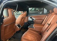 BMW i7 Sedan / Limuzína 0,0 400 kw