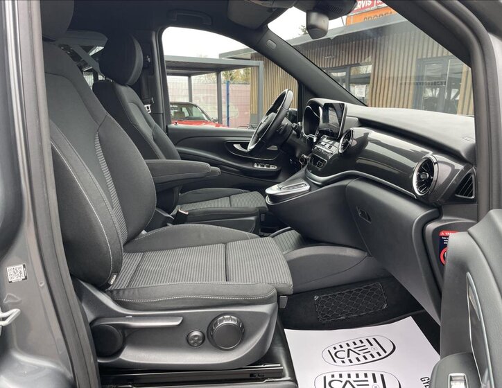 Mercedes-Benz Třídy V 26