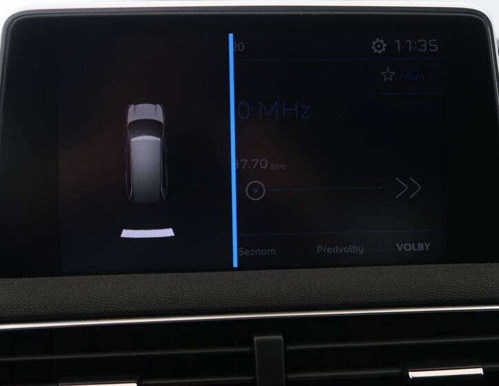 Peugeot 5008 SUV 1,2 l 96 kw