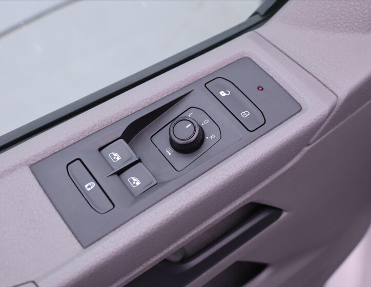 Volkswagen Transporter 17