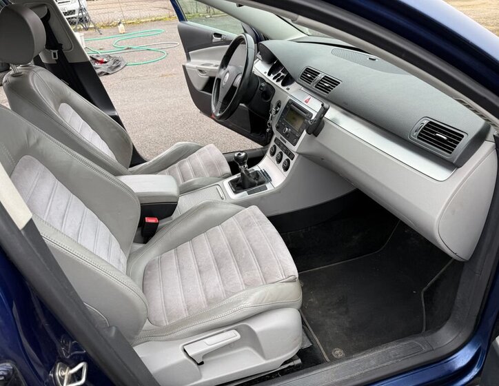 Volkswagen Passat Kombi 2,0 l 103 kw