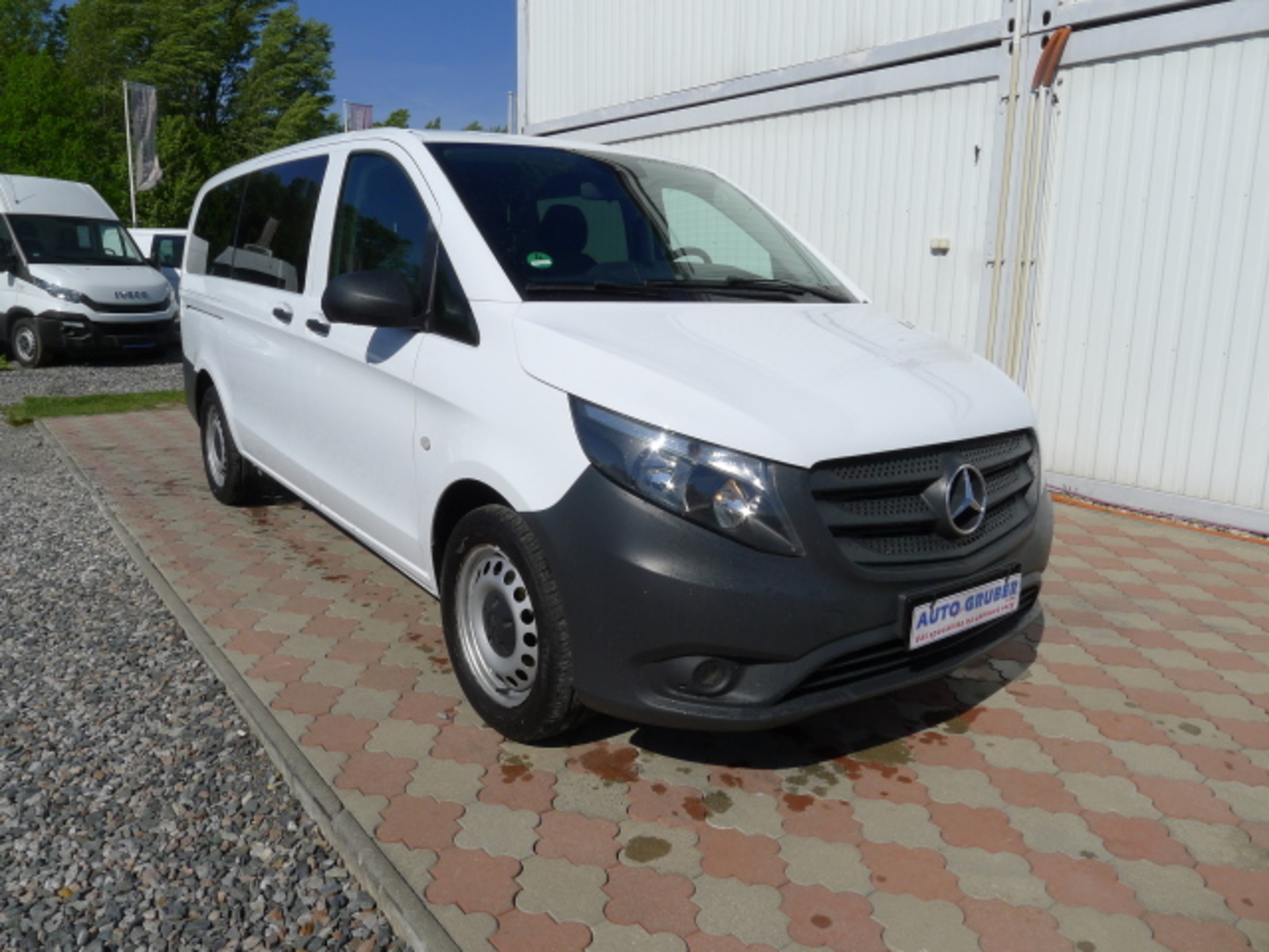 Mercedes-Benz Vito 2