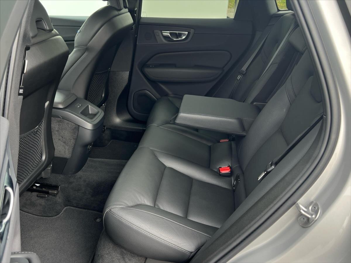 Volvo XC60 SUV 2,0 l 145 kw