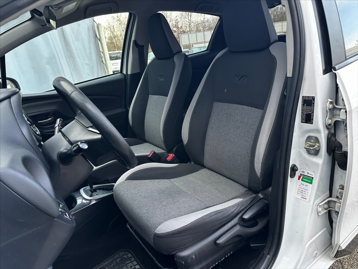 Toyota Yaris Kombi 1,5 l 54 kw