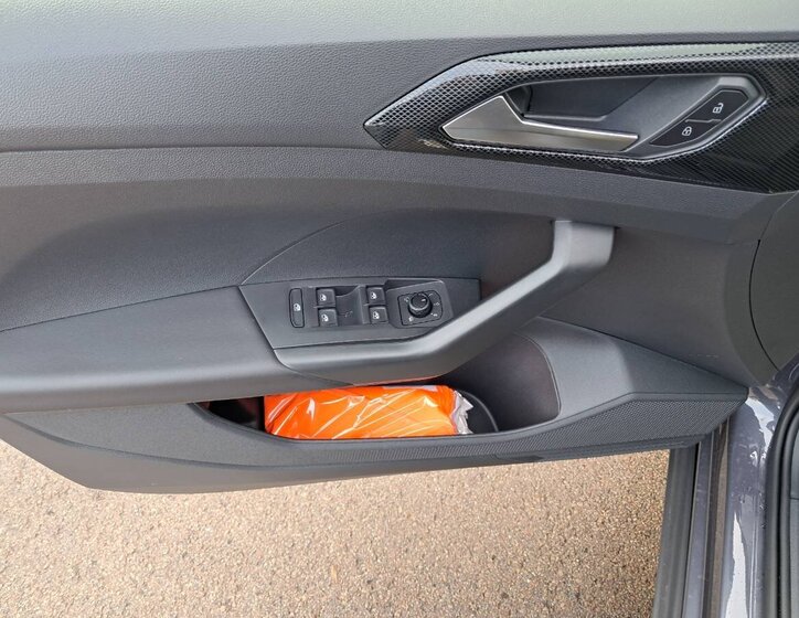 Volkswagen Ostatní Hatchback 999,0 85 kw