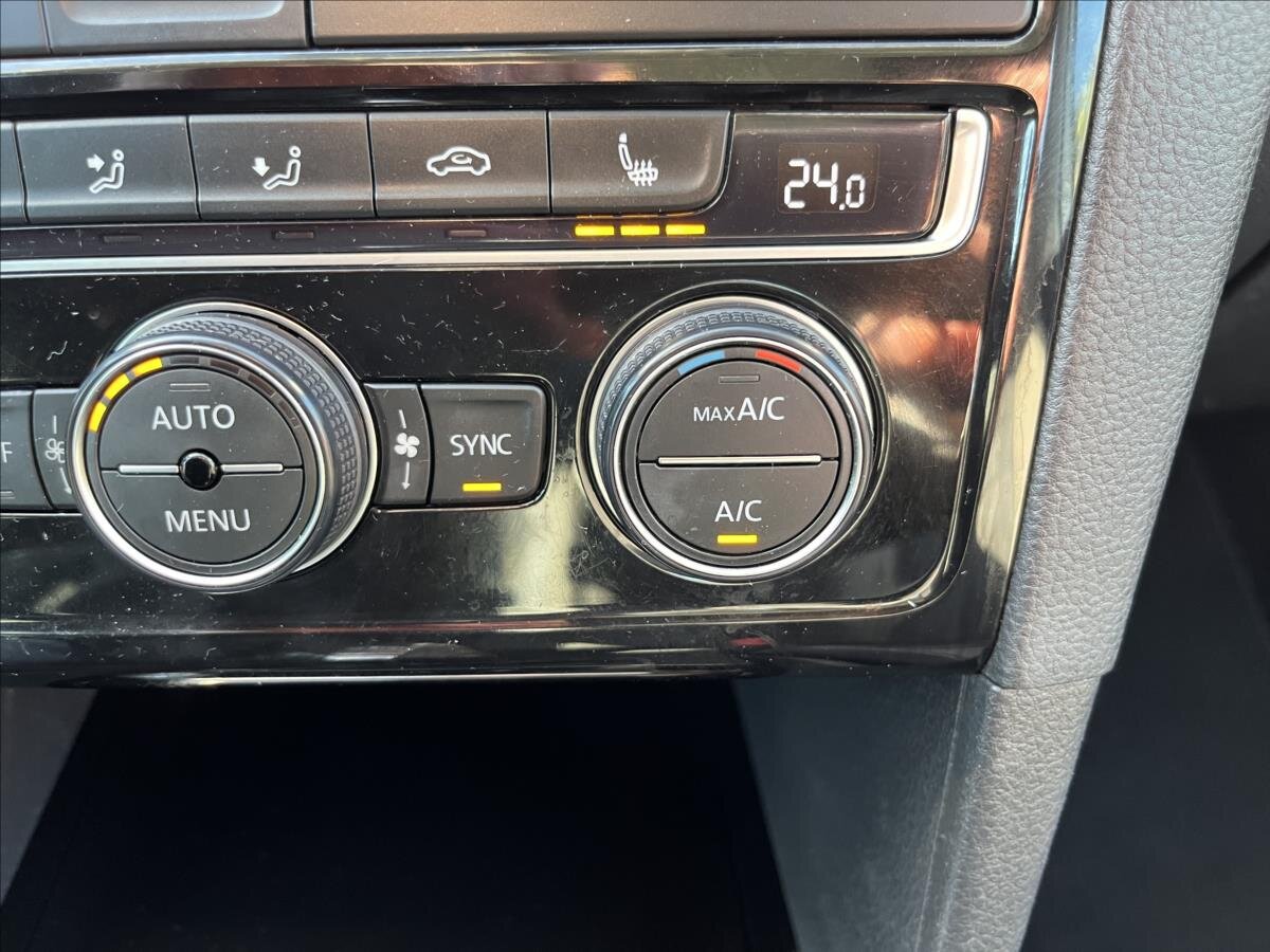 Volkswagen Golf Sportsvan Kombi 1,6 l 81 kw