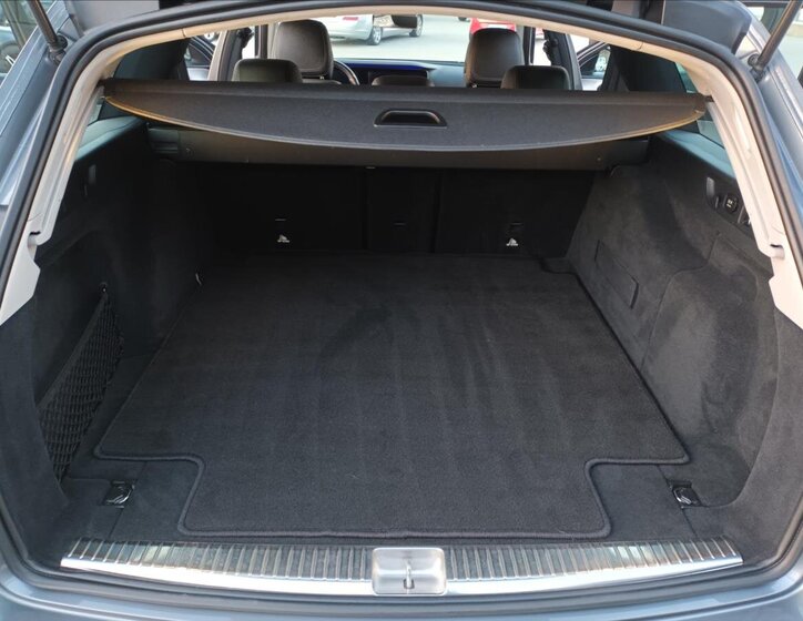 Mercedes-Benz Třídy E Kombi 3,0 l 190 kw