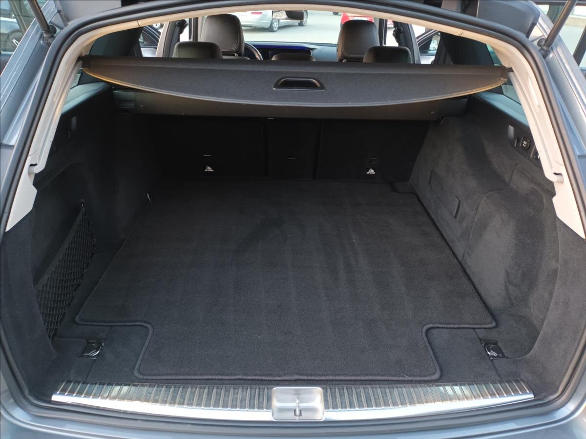 Mercedes-Benz Třídy E Kombi 3,0 l 190 kw