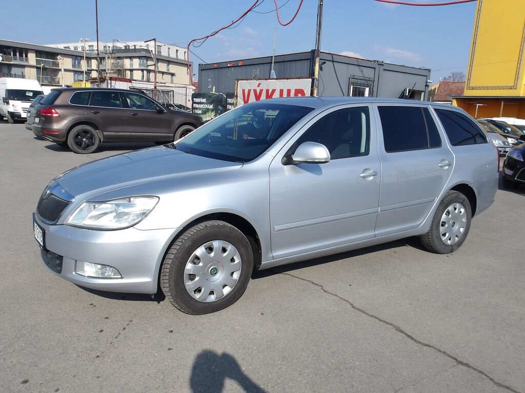 Škoda Octavia Kombi 2,0 l 103 kw