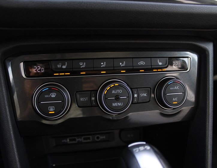 Volkswagen Tiguan SUV 2,0 l 110 kw