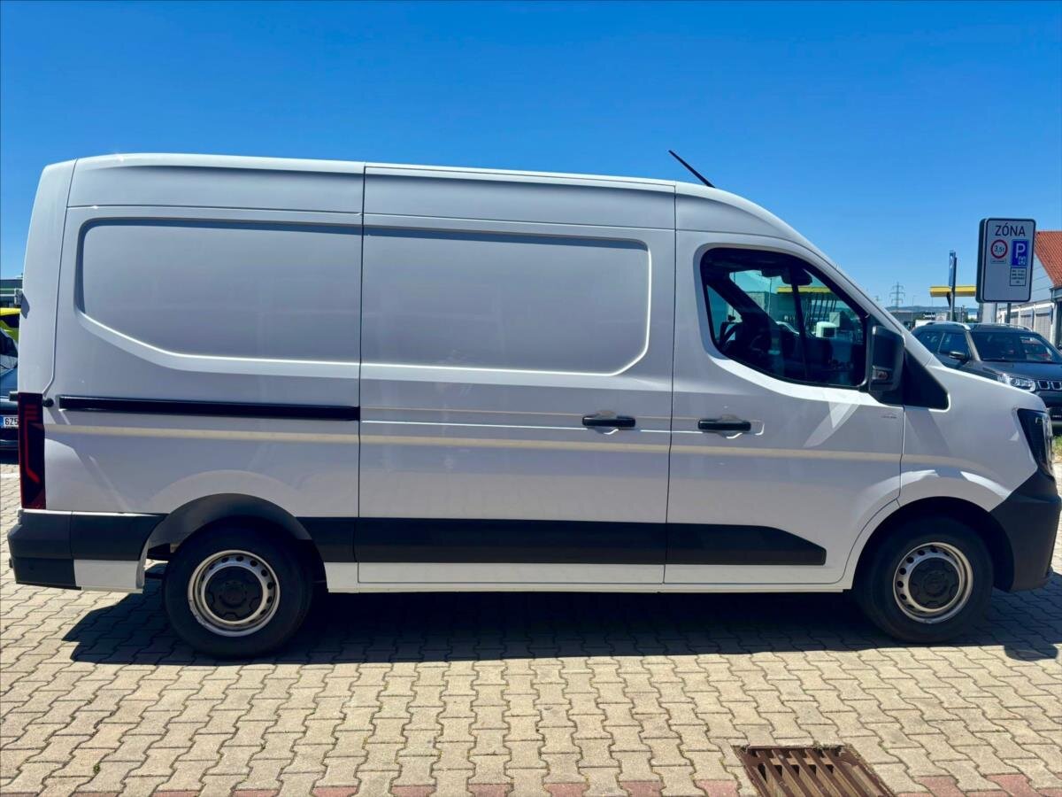 Nissan Interstar Ostatní 2,0 l 110 kw