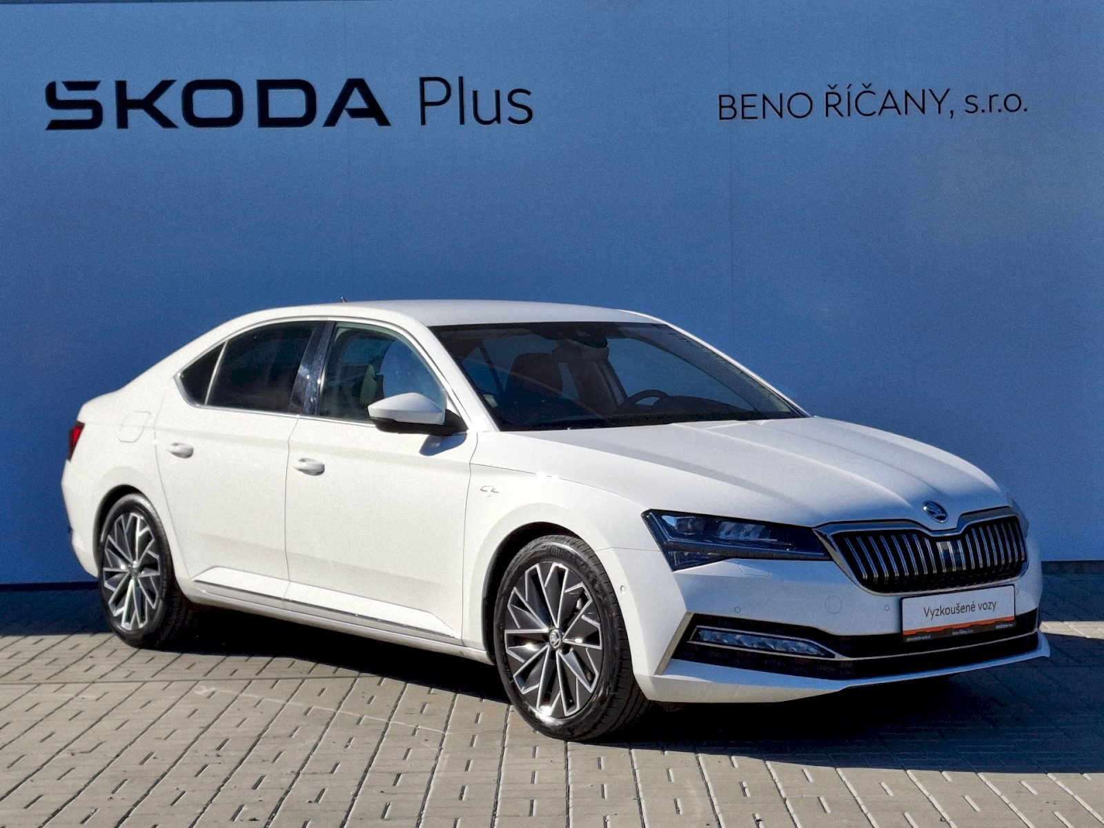 Škoda Superb Sedan / Limuzína 2,0 l 110 kw