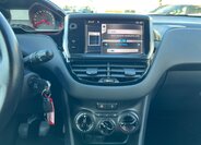Peugeot 208 Hatchback 1,4 l 70 kw