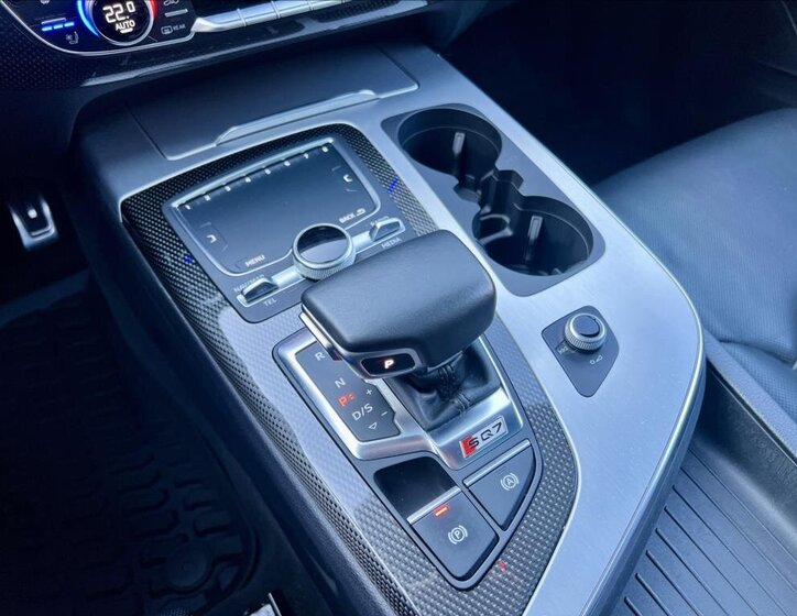 Audi SQ7 SUV / Terénní 4,0 l 320 kw