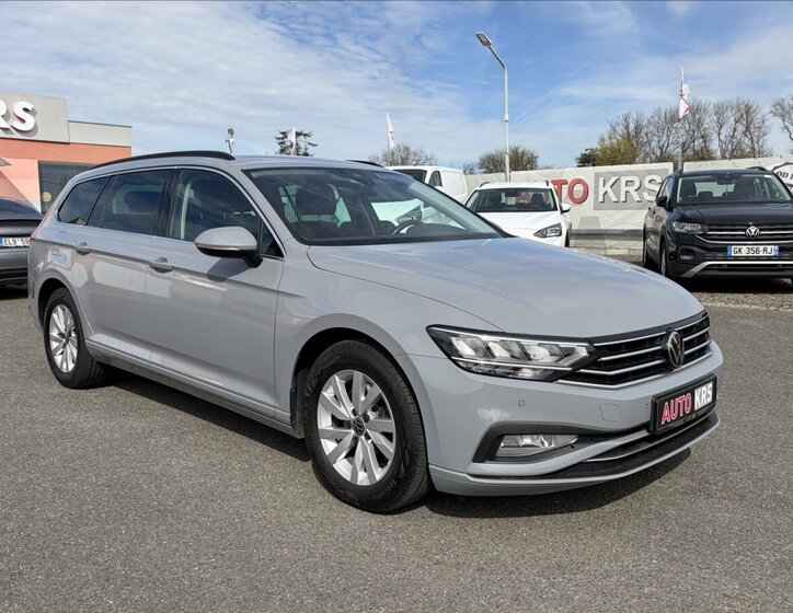 Volkswagen Passat Kombi 2,0 l 110 kw