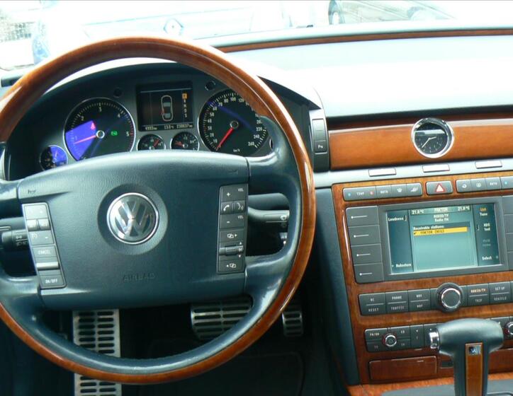 Volkswagen Phaeton 14