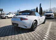 Mazda MX-5 Kabriolet 1,5 l 0