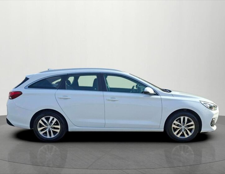 Hyundai i30 Kombi 1,6 l 85 kw