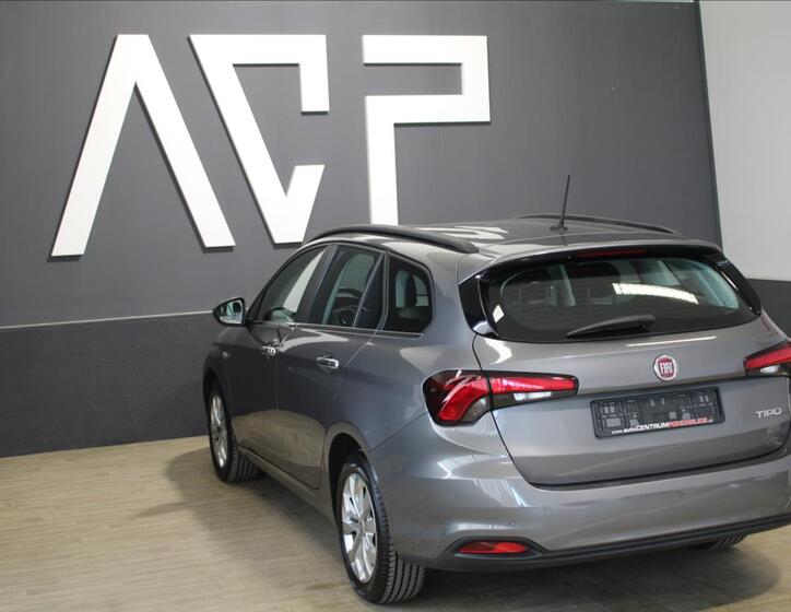 Fiat Tipo 8