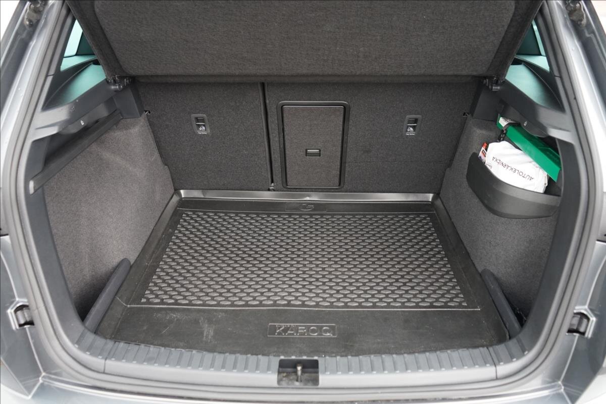 Škoda Karoq SUV / Terénní 1,5 l 110 kw