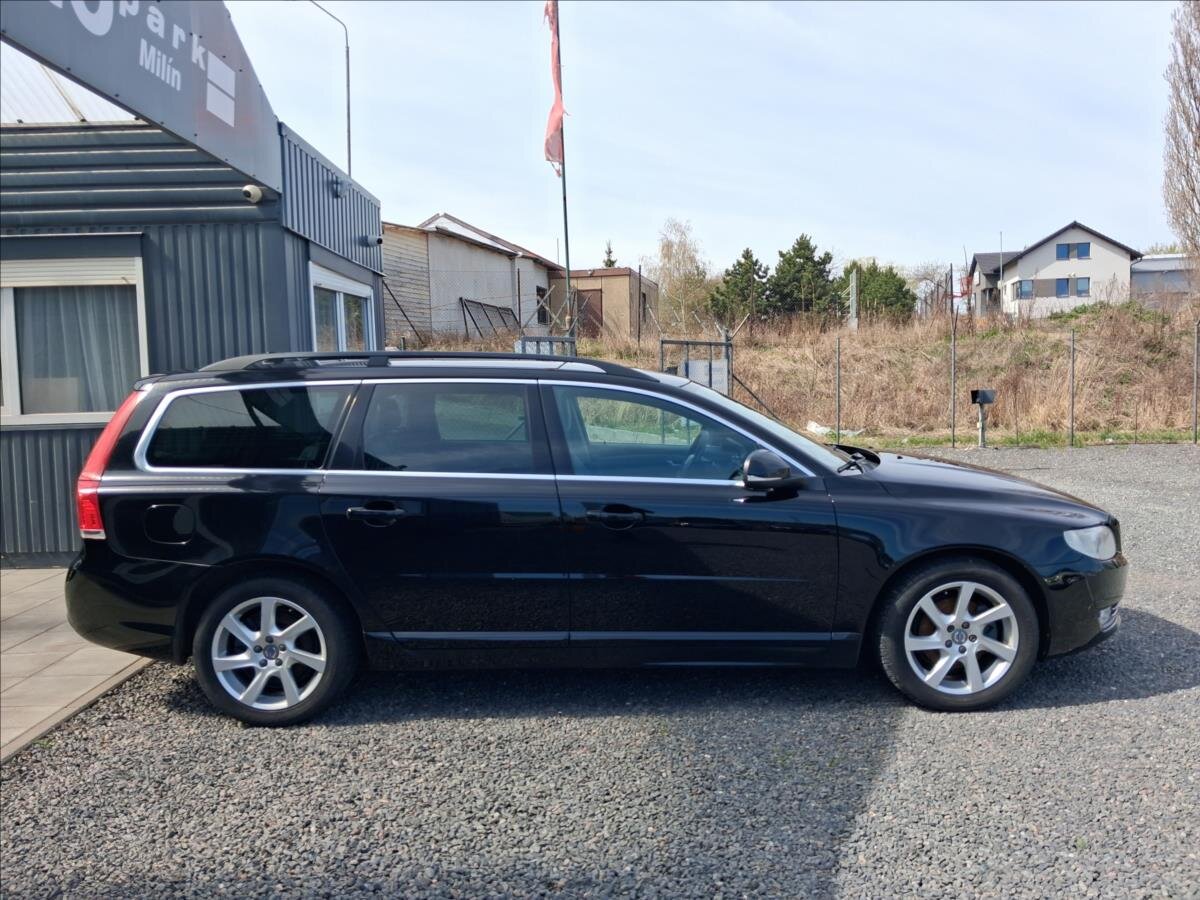 Volvo V70 Kombi 2,0 l 133 kw