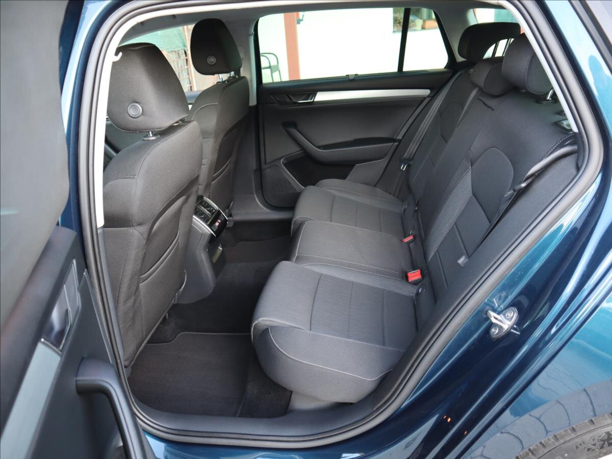 Škoda Superb Kombi 2,0 l 110 kw