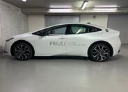 Toyota Prius 8