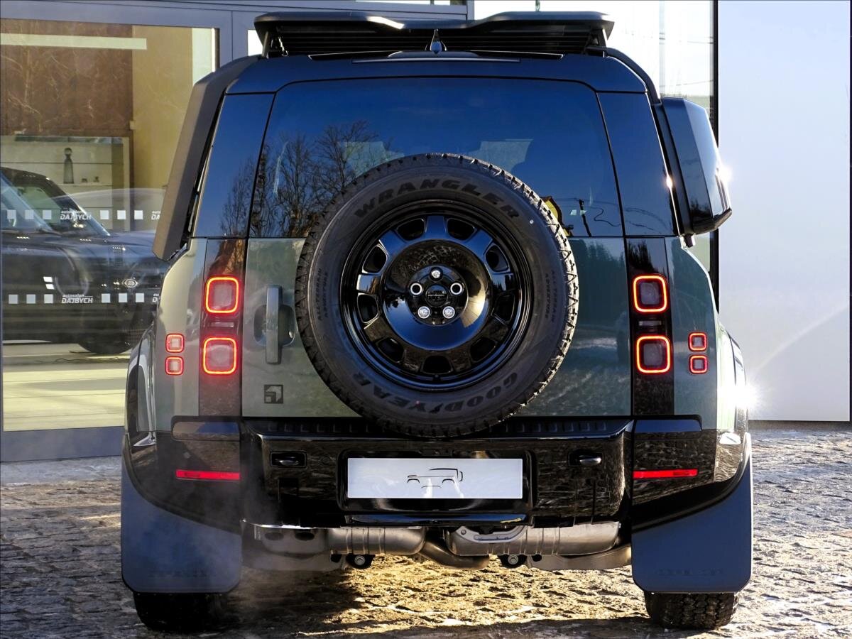 Land Rover Defender SUV 3,0 l 257 kw