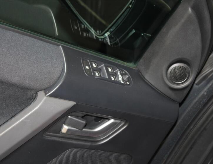 Land Rover Freelander 11