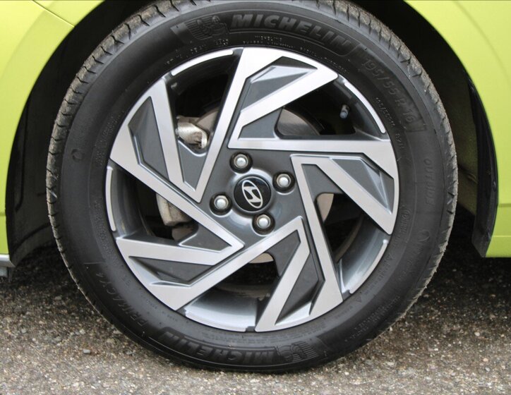 Hyundai i20 Hatchback 1,2 l 61 kw