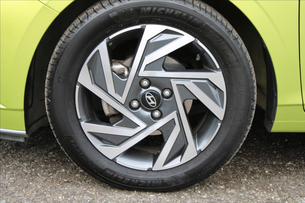 Hyundai i20 Hatchback 1,2 l 61 kw