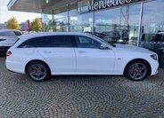 Mercedes-Benz Třídy E Kombi 2,0 l 143 kw