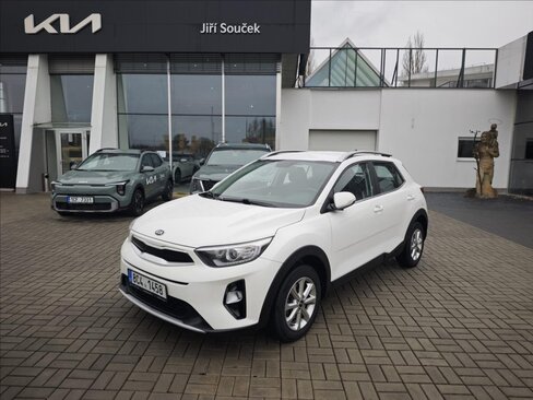 KIA Stonic SUV / Terénní 1,4 l 73 kw