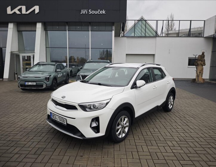 KIA Stonic SUV / Terénní 1,4 l 73 kw