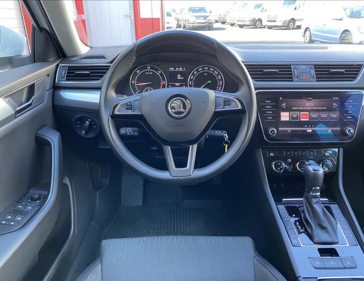 Škoda Superb Kombi 2,0 l 110 kw