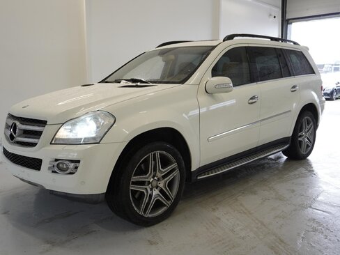Mercedes-Benz GL SUV / Terénní 4,0 l 225 kw