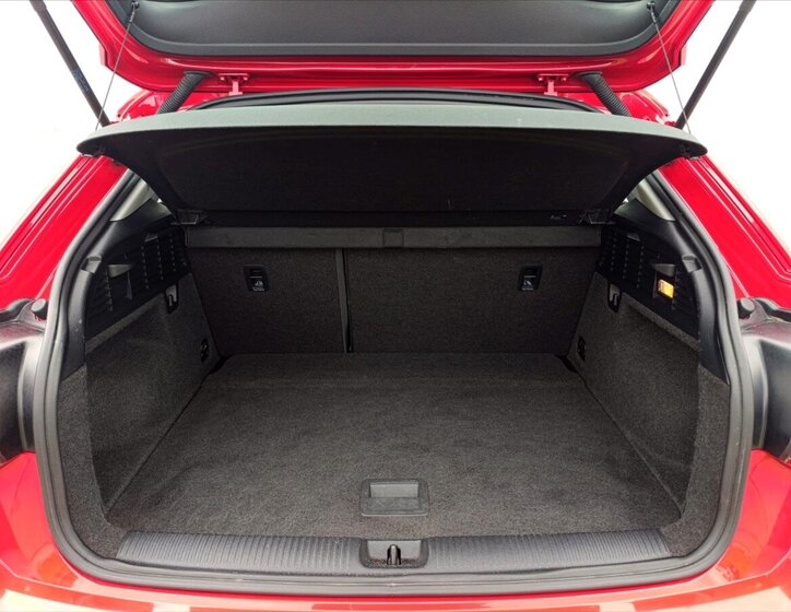 Audi Q2 SUV 999,0 85 kw