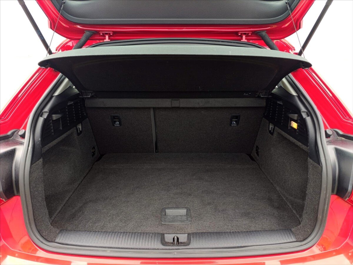 Audi Q2 SUV 999,0 85 kw