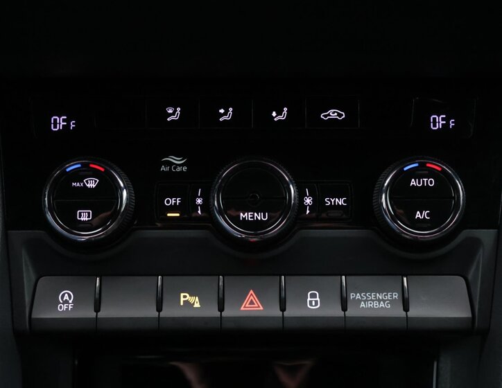 Škoda Karoq SUV 1,5 l 110 kw