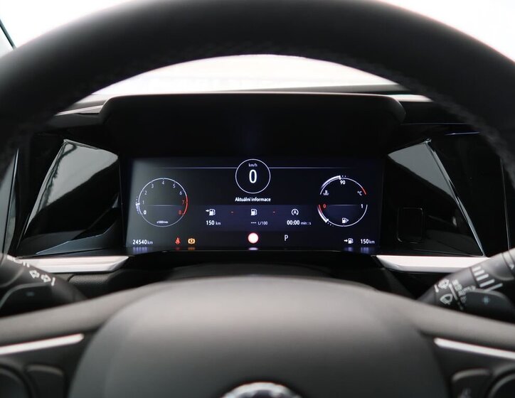 Opel Grandland SUV 1,2 l 96 kw