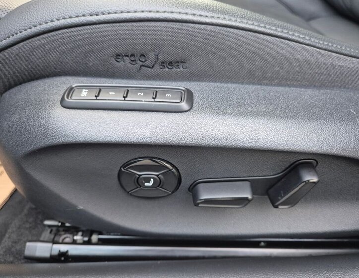 Škoda Superb Kombi 2,0 l 142 kw