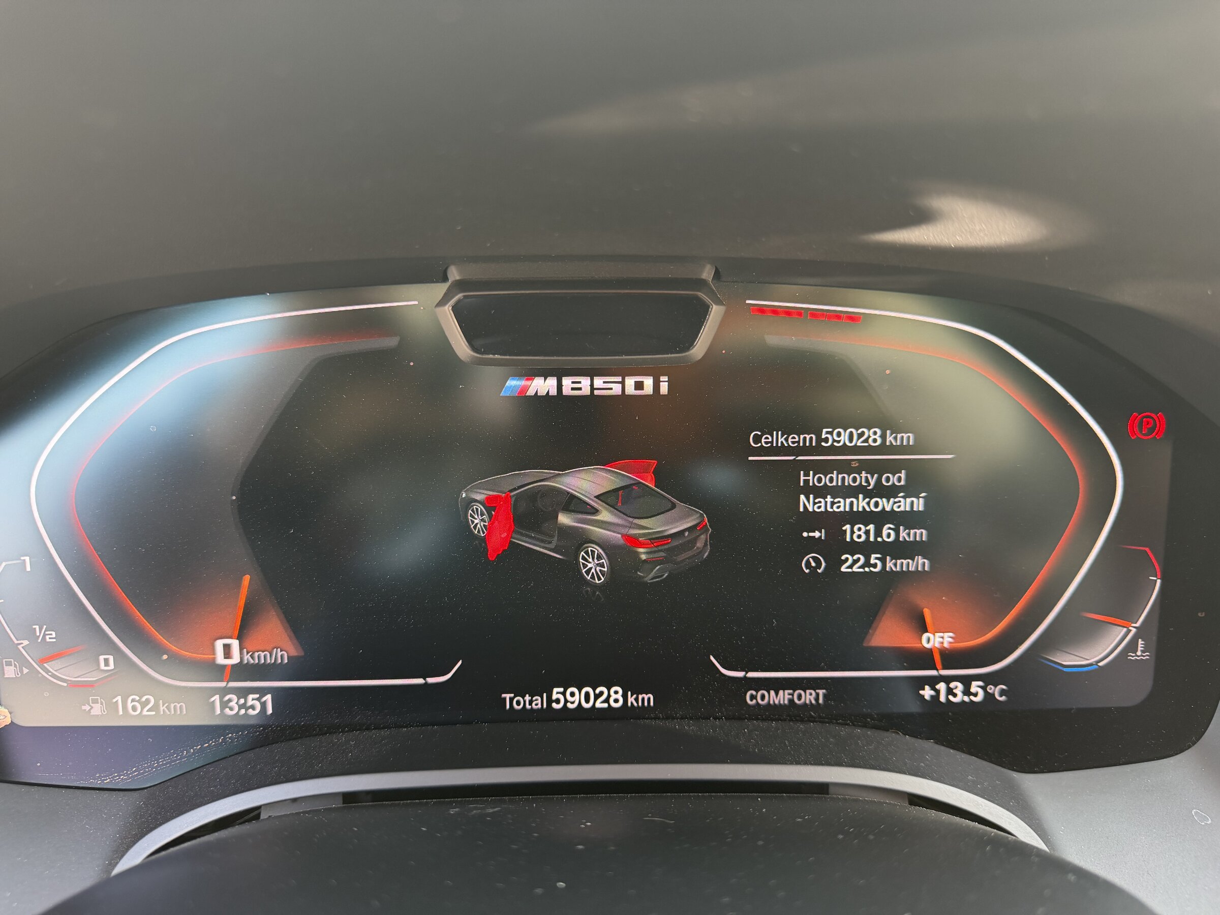 BMW M8 Kupé 4,4 l 390 kw