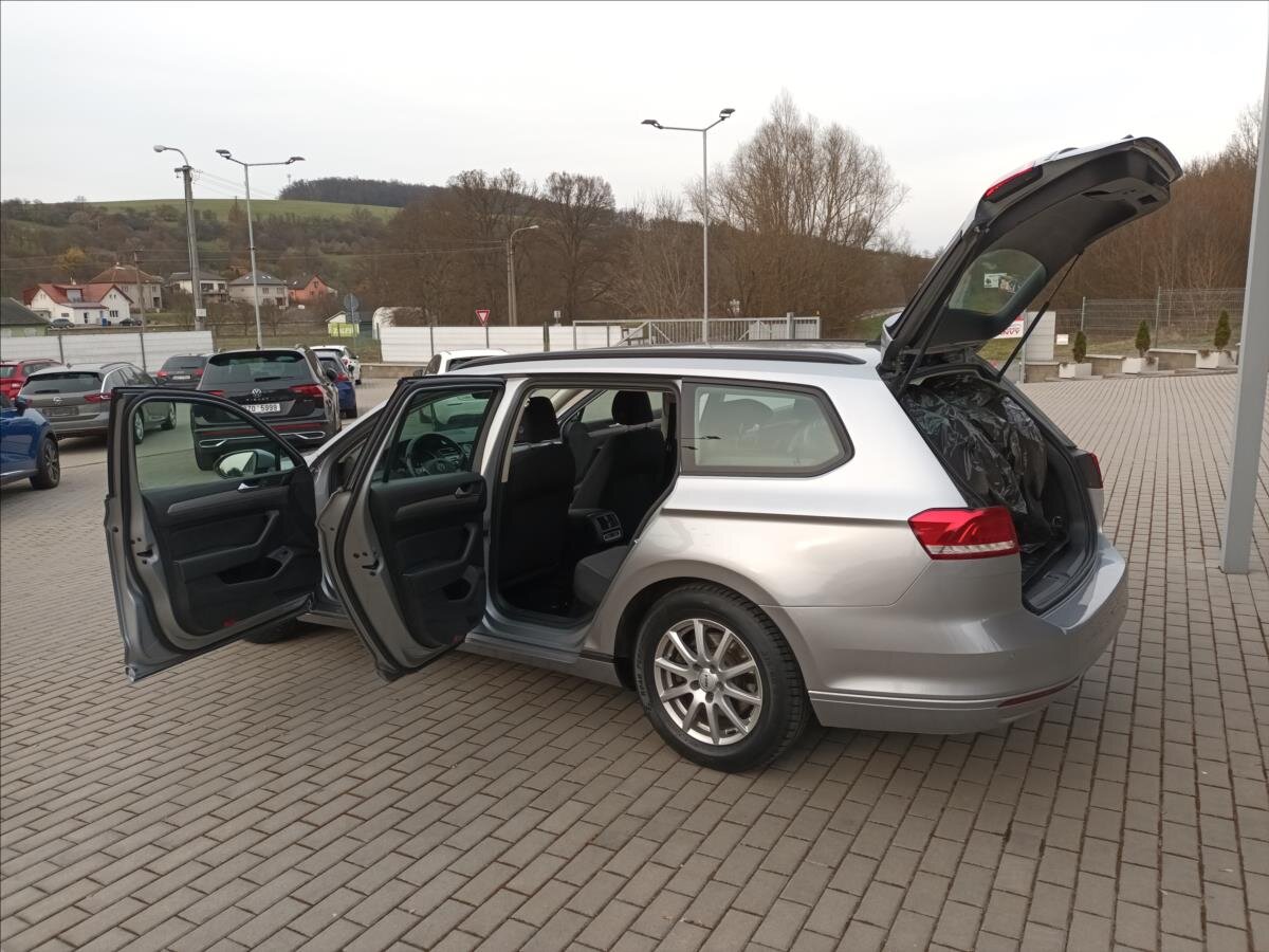 Volkswagen Passat Kombi 2,0 l 110 kw