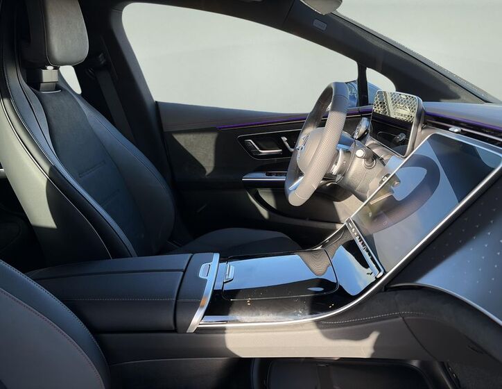 Mercedes-Benz EQE 12