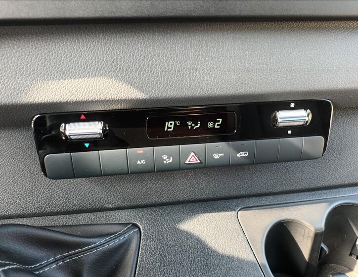 Mercedes-Benz Sprinter Ostatní 3,0 l 140 kw