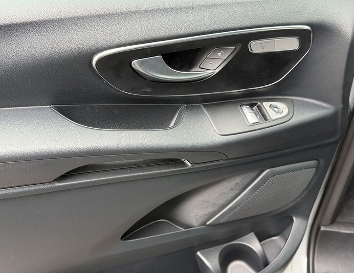 Mercedes-Benz Vito Skříň 2,0 l 140 kw