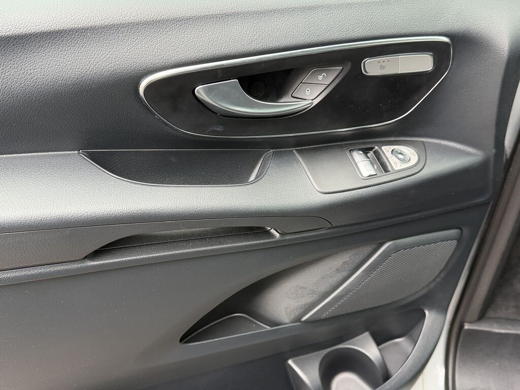Mercedes-Benz Vito Skříň 2,0 l 140 kw