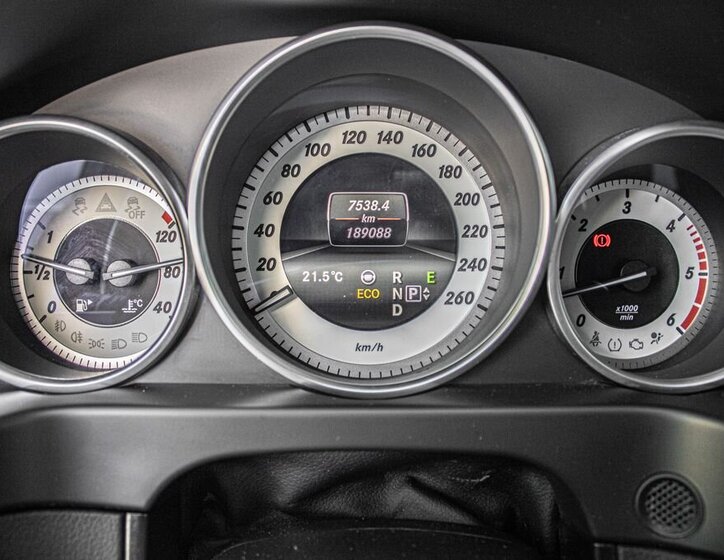 Mercedes-Benz Třídy E Kombi 3,0 l 190 kw