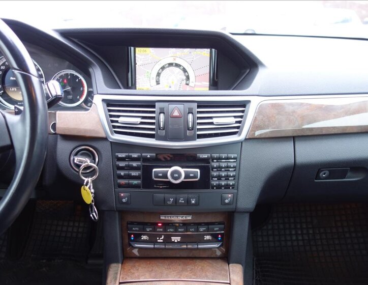 Mercedes-Benz Třídy E Kombi 3,0 l 195 kw