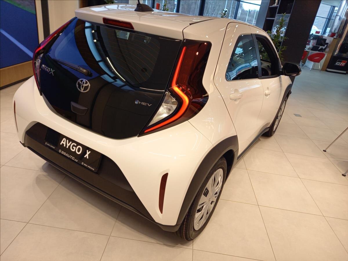 Toyota Aygo Hatchback 1,5 l 85 kw